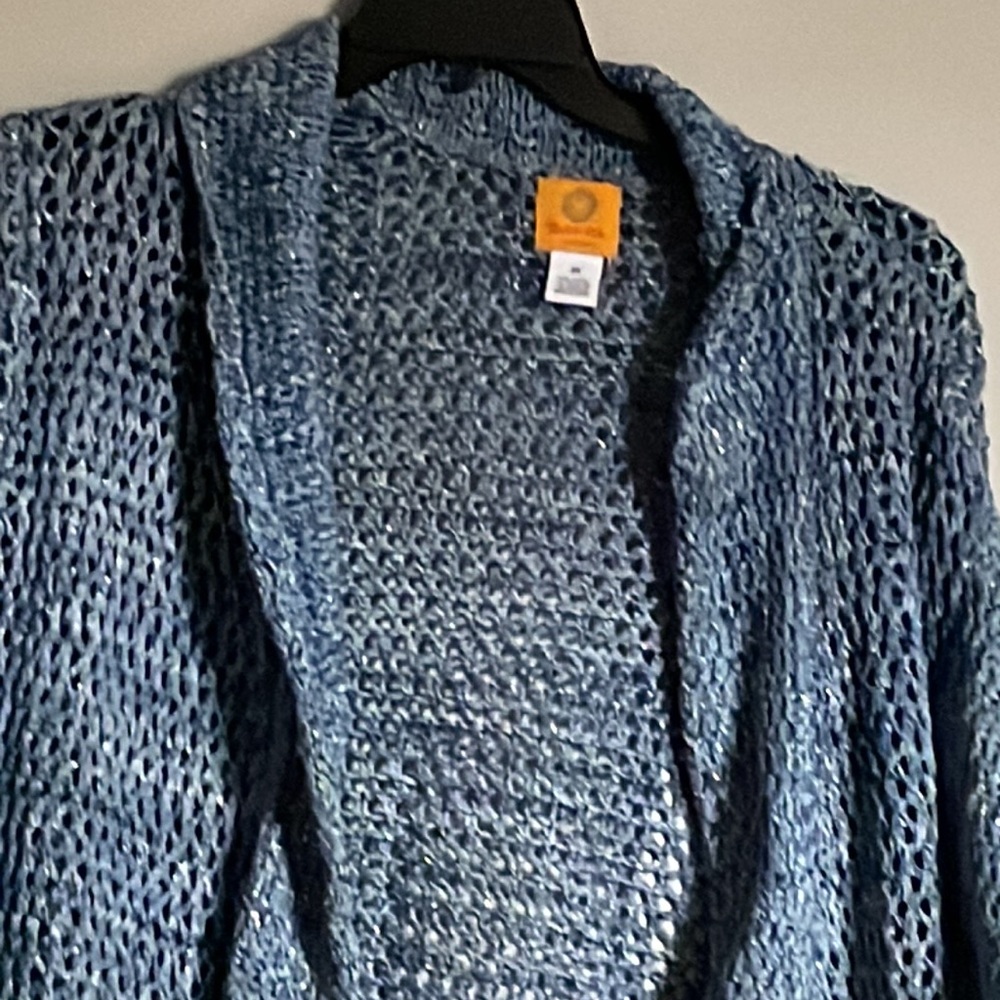 Sweater - Picture 2 of 5